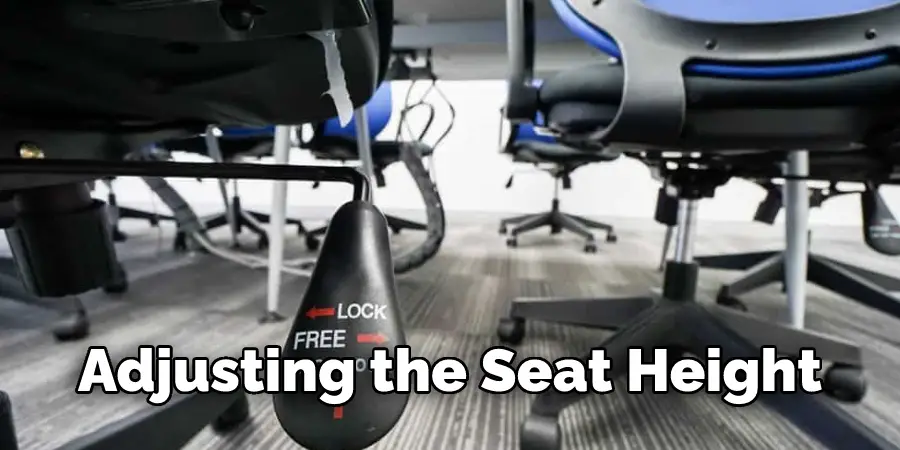Adjusting the Seat Height