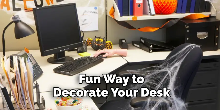 Fun Way to Decorate Your Desk