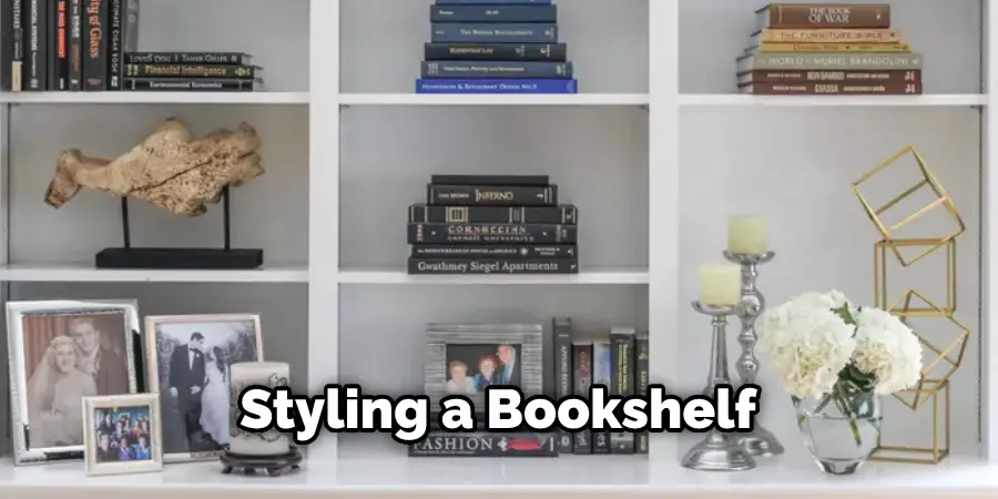 Styling a Bookshelf