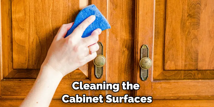 Cleaning the Cabinet Surfaces