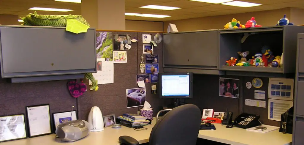 How to Hang Things in a Cubicle