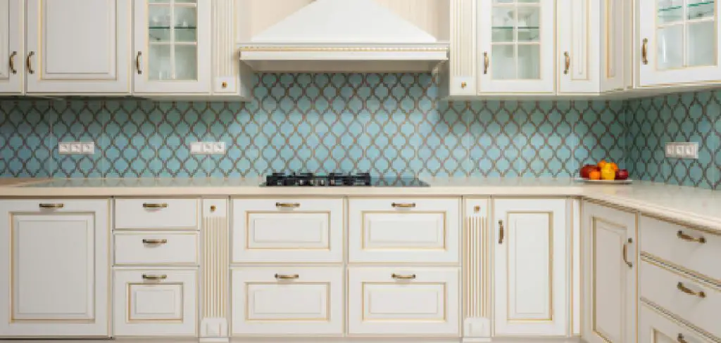 How to Clean Hardware From Cabinets