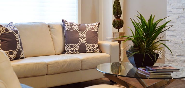 How to Match Accent Chairs with Sofa