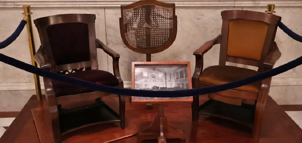 How to Cover a Chair Seat With Out Caning It