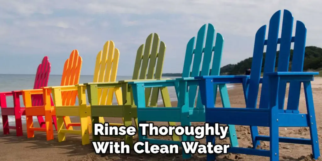 Rinse Thoroughly
With Clean Water