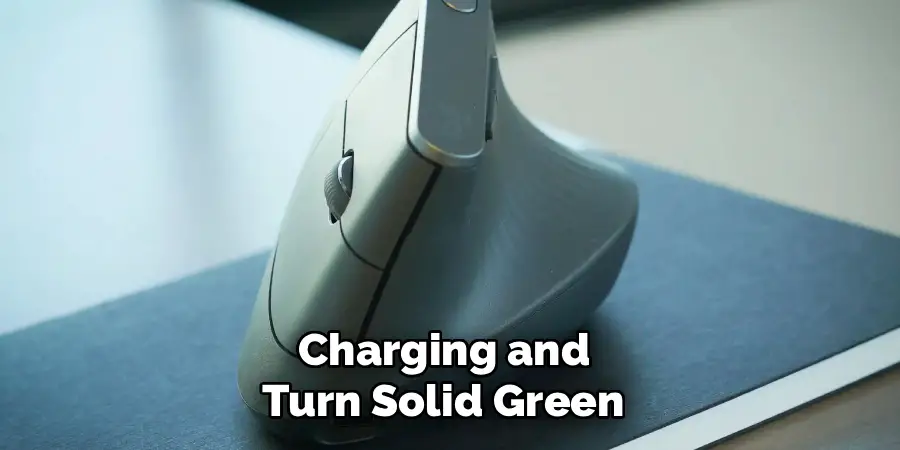 Charging and
Turn Solid Green
