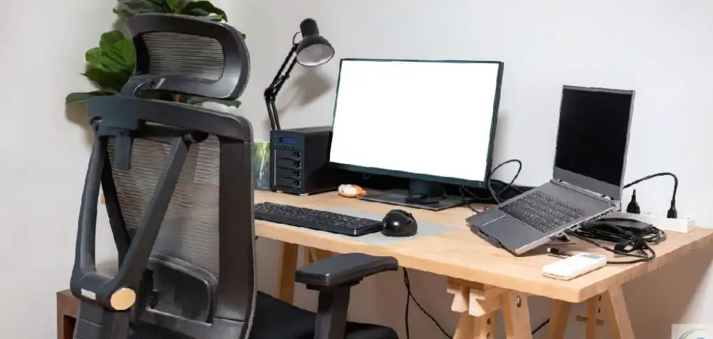 How to Relieve Shoulder Pain From Sitting at Desk