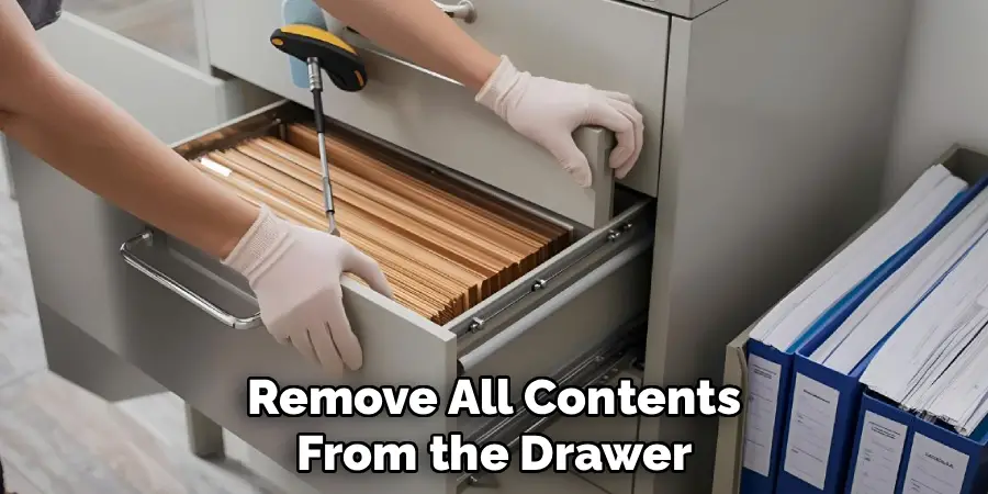Remove All Contents From the Drawer