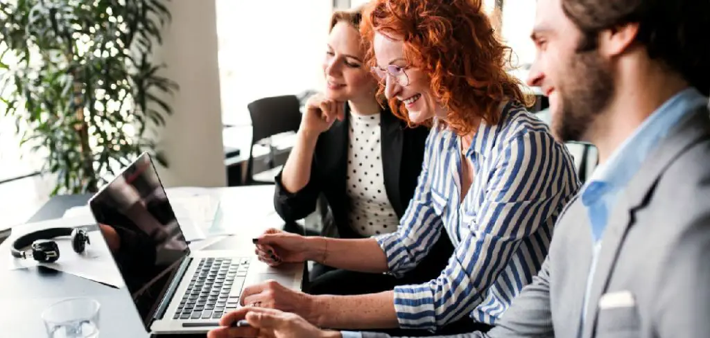 How to Communicate Effectively in the Office