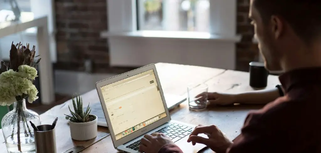 How to Manage Time in an Office Job