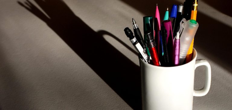 How to Organize Pen Holder for Desk