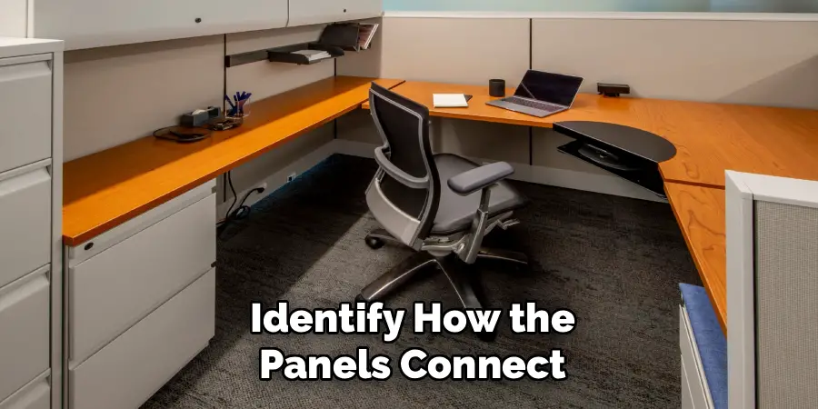 Identify How the Panels Connect